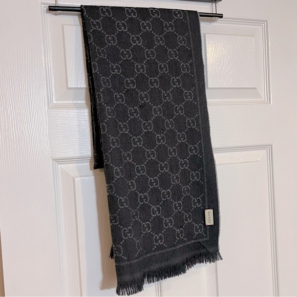 Gucci Jacquard pattern knitted scarf Grey - Picture 2 of 4